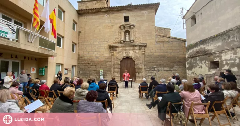 Vermut literari i cotxes clàssics pel Dia Mundial de la Poesia a Massalcoreig