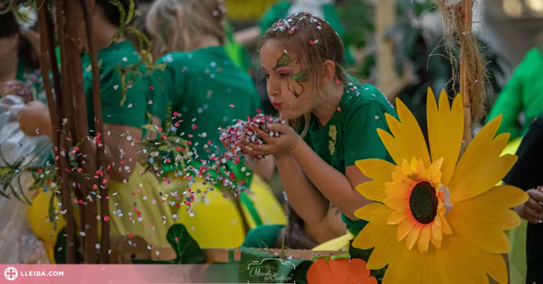 Fi de festa amb la Batalla de Flors, havaneres, castell de focs, concert i activitats familiars