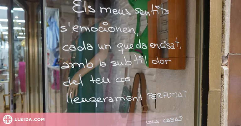Els poemes de Lola Casas decoraran el comerç de Balaguer per l'Encontats