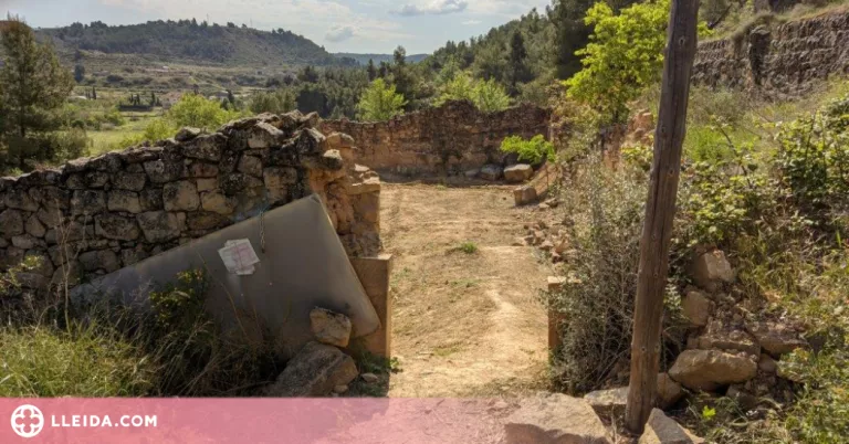 Inici de les obres d'adequació de la fossa de la Guerra Civil al Soleràs