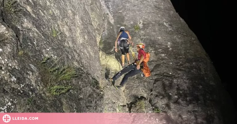 Rescaten 3 escaladors encallats a 60 metres d'altura a Camarasa