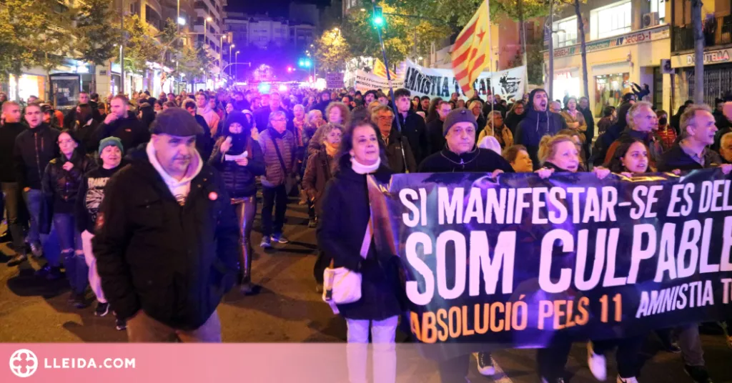 ⏯️ Mobilització a Lleida per demanar l'absolució dels onze de la subdelegació