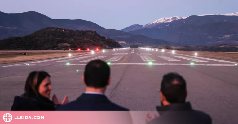 L'Aeroport Andorra-La Seu estrena el sistema d'il·luminació pels vols nocturns