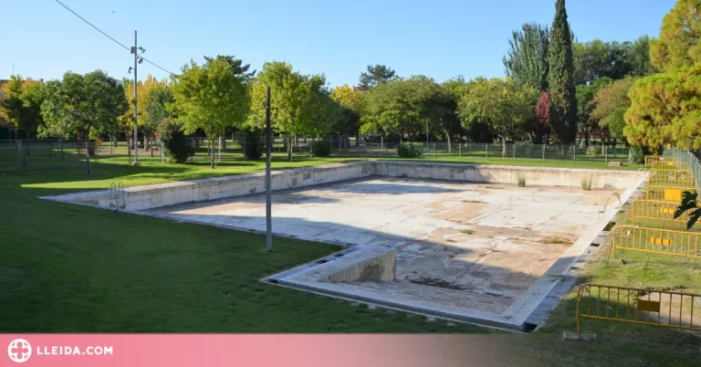 Mollerussa cobrirà la piscina de les escales per ampliar el Saló de l’Automòbil