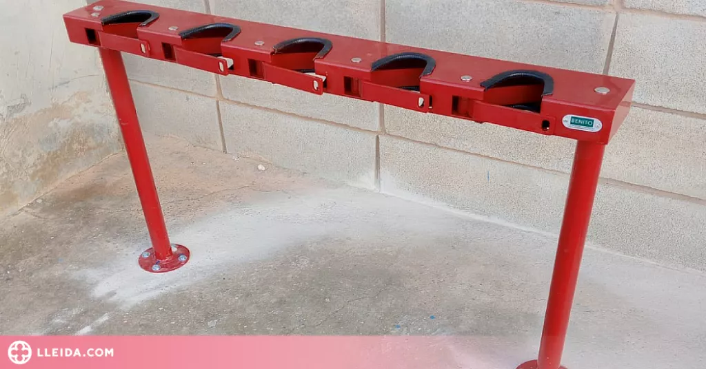 Les Borges Blanques instal·la canviadors per a nadons a diversos lavabos masculins