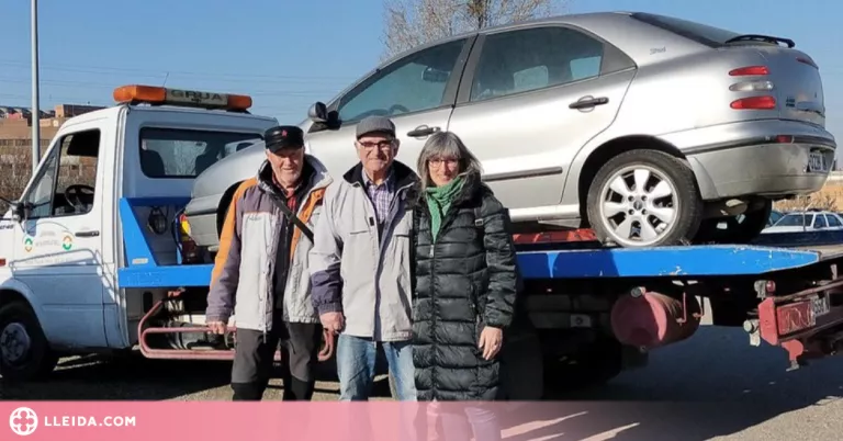 La Paeria cedeix 20 vehicles fora d’ús al Casal Amistat de Cuba de Lleida