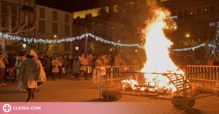 Balaguer recupera la foguera del solstici d’hivern un segle després