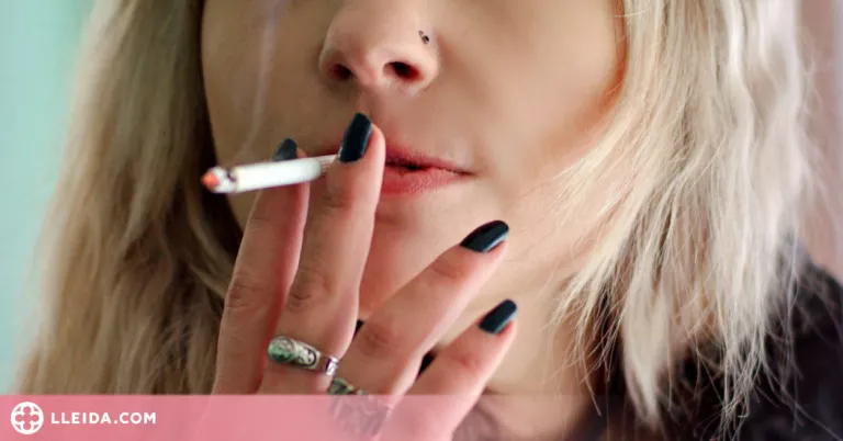 Fumar durant l'embaràs pot afectar el creixement fetal i el part