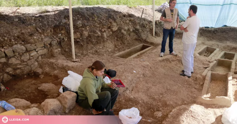 ⏯️ Les excavacions a Santa Coloma d'Àger descobreixen sarcòfags i restes humanes
