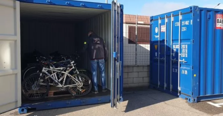 Els Mossos retornen una vintena de bicis recuperades a Torres de Segre