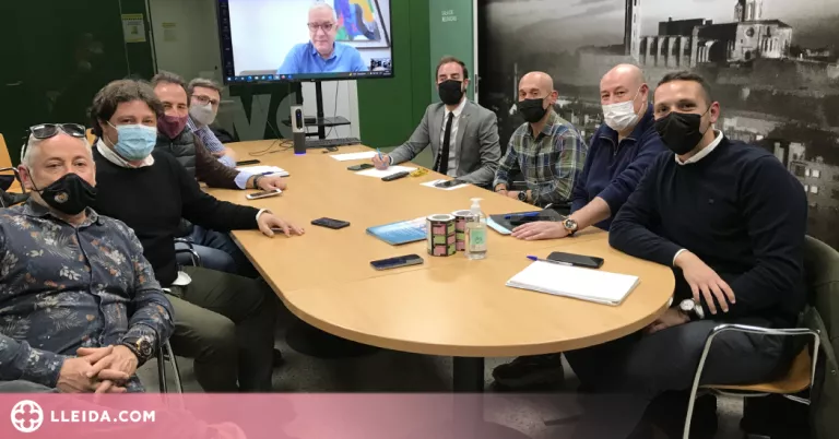 El Lleida Esportiu es reuneix amb representants de la Base