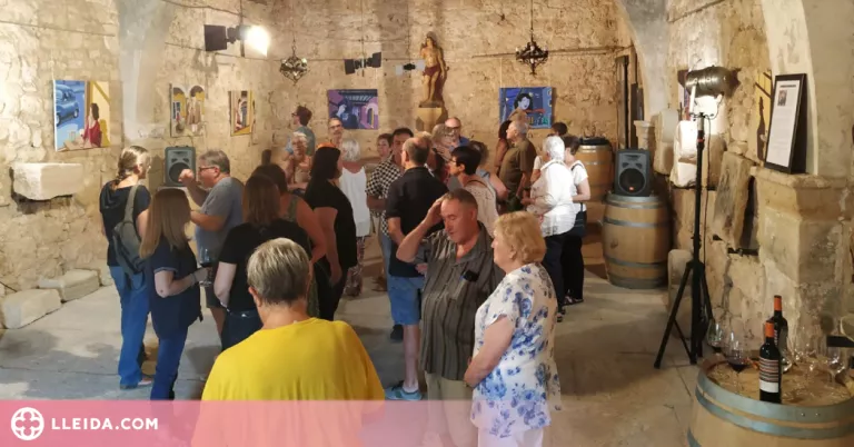 Cazares dóna color a la nit en una nova exposició al Vilosell