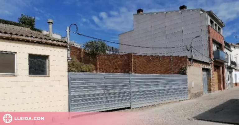 Corbins posa en venda dos solars municipals per més de 50.000€
