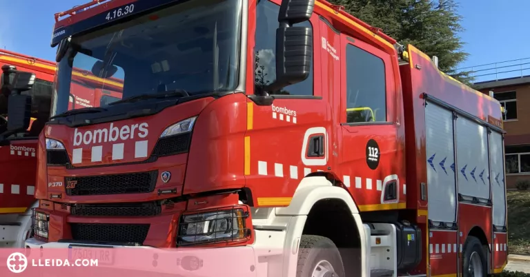 Cedeix la teulada d'una casa per un incendi a Soses