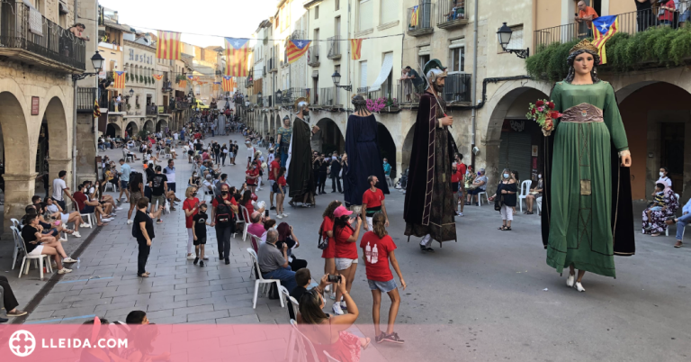 Colles geganteres, grallers i diables tornen per Festa Major a les Borges