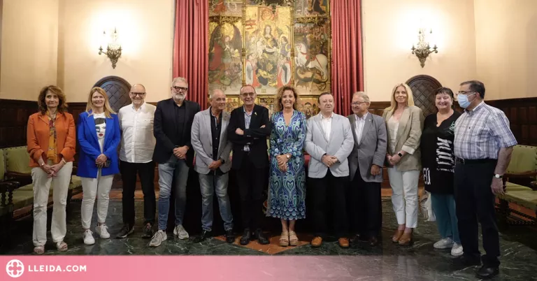 La Paeria de Lleida renova la col·laboració amb la FAV i les Cases Regional