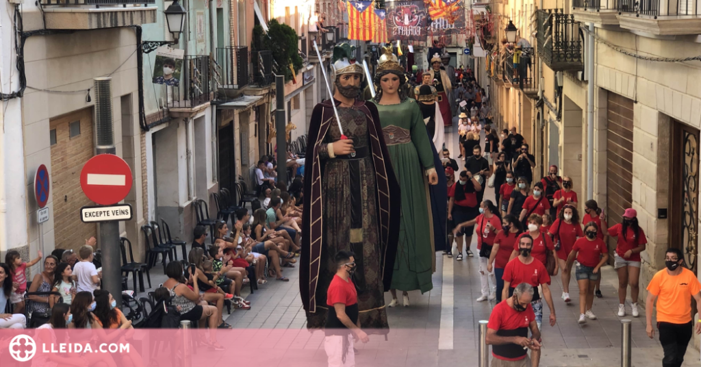 Colles geganteres, grallers i diables tornen per Festa Major a les Borges