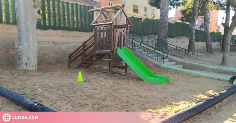 Almacelles fa més segur el pati de l’Escola Antònia Simó