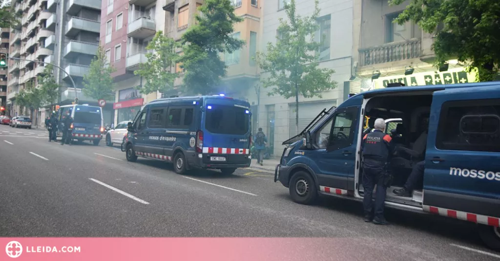 ⏯️ La PAH Lleida atura el desnonament de tres famílies