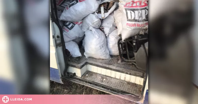 La col·laboració ciutadana permet a la Urbana de Lleida enxampar 'in fraganti' l’autor d’un abocament il·legal