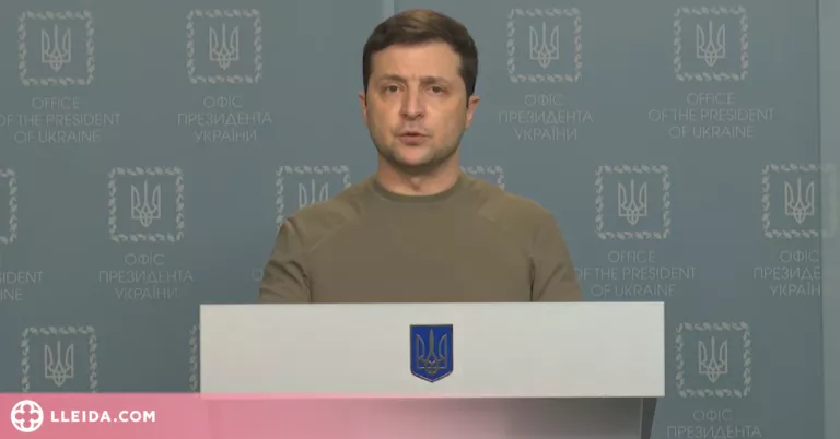 Zelenski condemna el "silenci" d'Occident davant de les "atrocitats" de Rússia