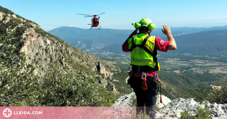 Mor un home en caure mentre feia parapent a Àger