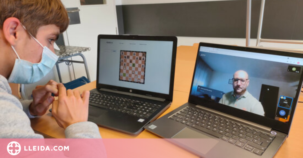 ⏯️ Un jove de la Seu crea un algorisme amb intel·ligència artificial per jugar a escacs amb l'ordinador