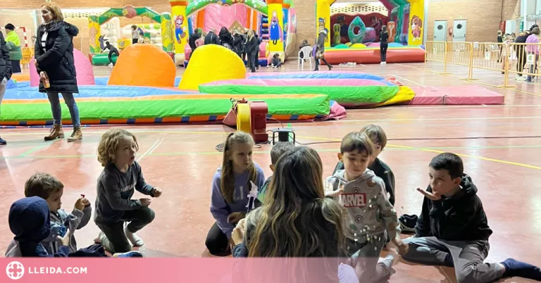 El Parc de Nadal d’Almacelles obre portes i inclou una festa infantil de Cap d’Any