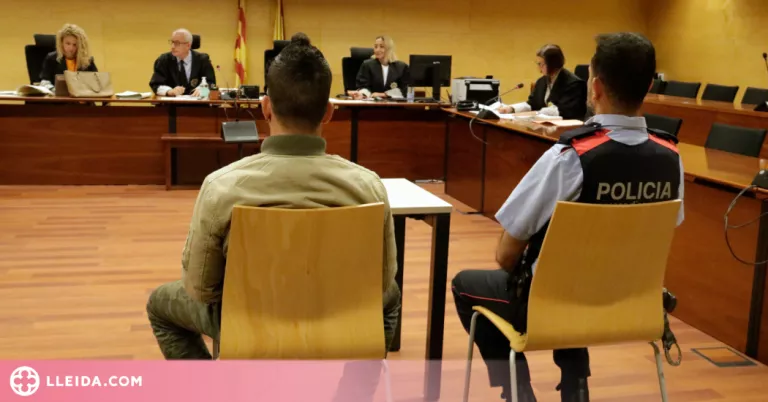 Accepta 4 anys de presó per ruixar un bar amb benzina i calar-hi foc