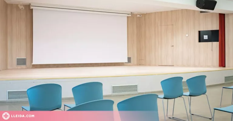 Aitona vol tornar a obrir un cinema al poble