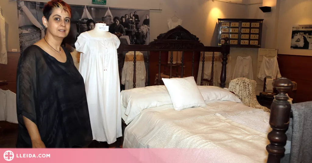 ⏯️ La Casa Canal de Mollerussa dona veu a les dones del segle XX amb la roba dels aixovars