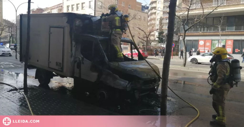 ⏯️ Crema una furgoneta al centre de Lleida