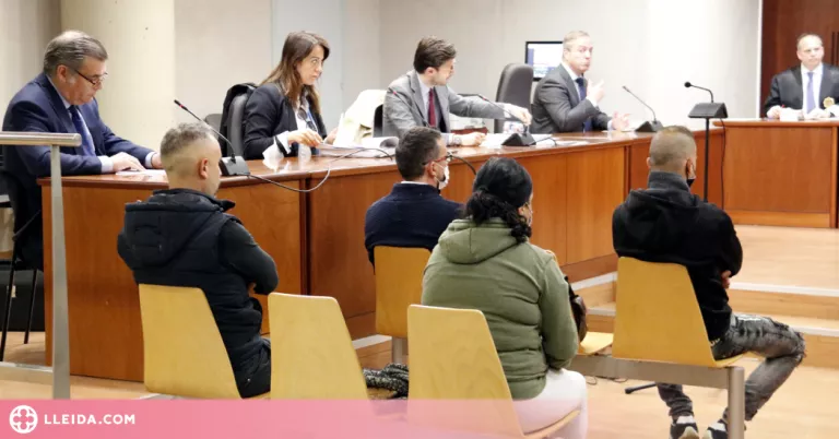 Accepten de 2 a 6 anys de presó per estafar mig milió d'euros comprant cotxes amb identitats falses a Cervera