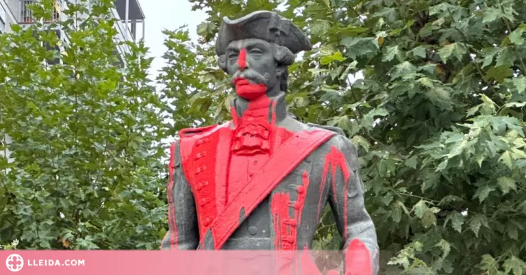 Acte vandàlic contra una emblemàtica estàtua de Balaguer