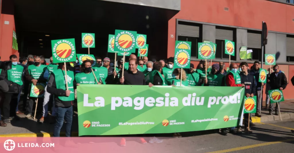 ⏯️ Unió de Pagesos aboca fems al Departament d'Acció Climàtica a Lleida