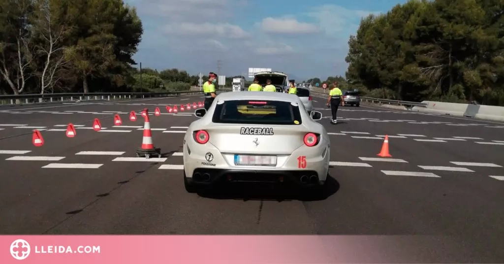 Desmantellen una cursa il·legal a l'AP-7