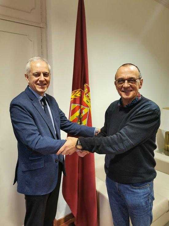 Pueyo signa el nomenament del nou coordinador general i econòmic de l'Ajuntament de Lleida