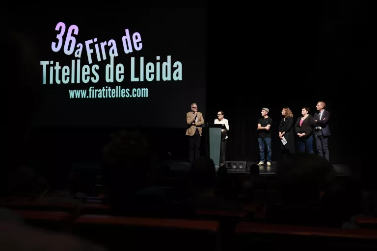 Tret de sortida a la 36a Fira de Titelles de Lleida amb l'espectacle internacional 'Pescador' de Silencio Blanco