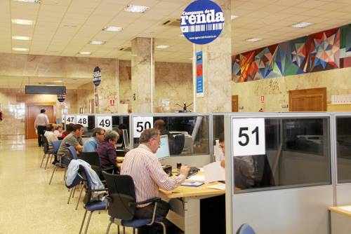 Hisenda ja no té cites lliures per poder fer la Renda a Lleida ciutat