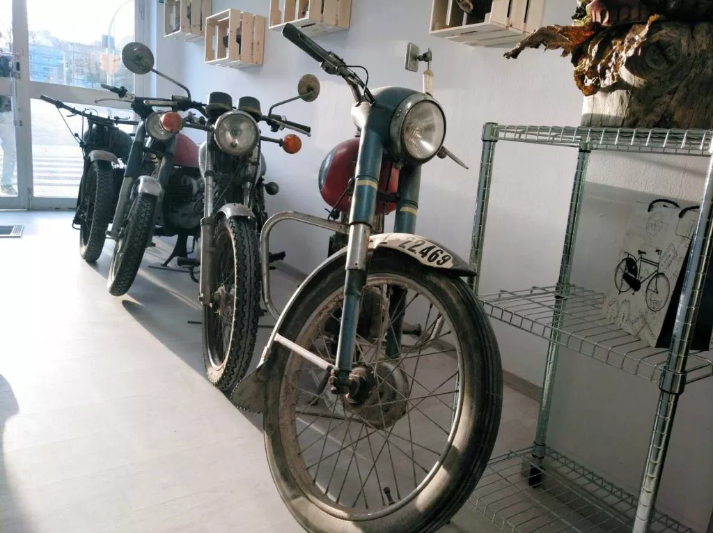 Motos pioneres a Lleidantic