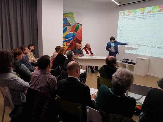 Afrucat alerta del risc que suposaria l'abandonament dels camps de fruiters si no es dona una resposta als productors