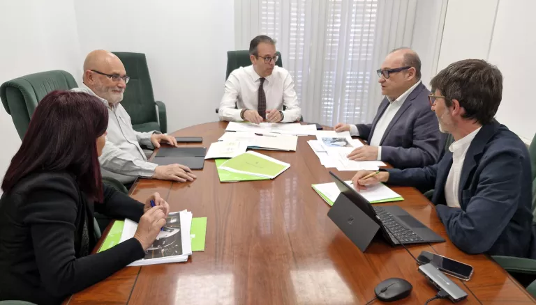 FGC impulsa millores a les línies RL3 i RL4 amb més freqüències i nous serveis