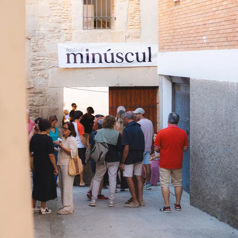 El Festival Minúscul trasllada al Teatre L’Amistat la seva jornada inaugural per la previsió de pluja