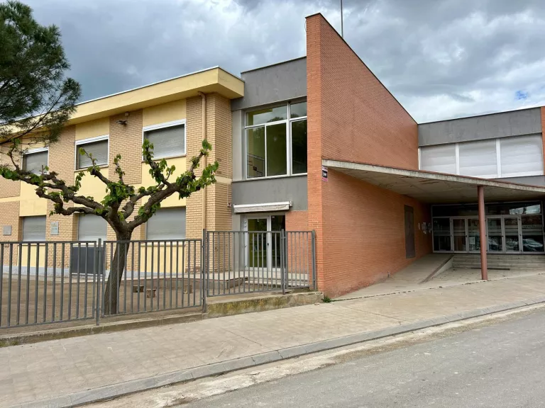 L’Escola Dr. Serés d’Alpicat millora el confort tèrmic amb una nova climatització
