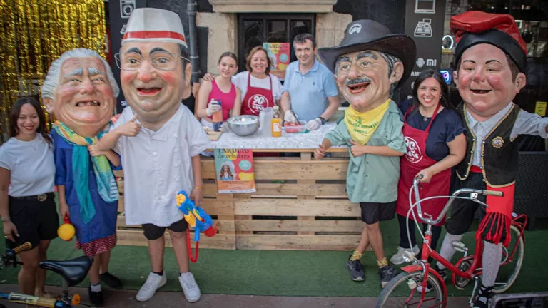 Inici de rebaixes a Tàrrega, Mollerussa i Balaguer amb comerços oberts fins la matinada