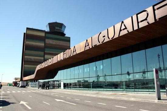 L'Aeroport de Lleida-Alguaire compleix deu anys en plena reorientació del seu model de negoci cap a usos industrials
