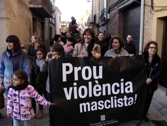 Una vintena de colles geganteres participen en una trobada contra la violència masclista a Torrelameu