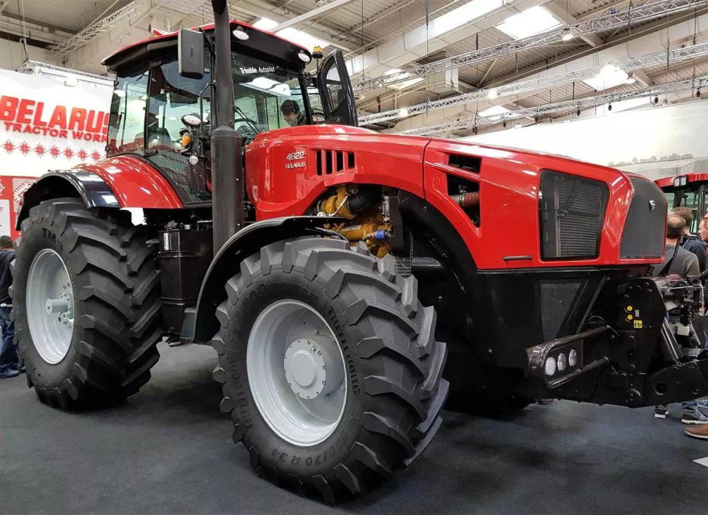 Una empresa de tractors "aterra" a Lleida per obrir mercat al sud d'Europa