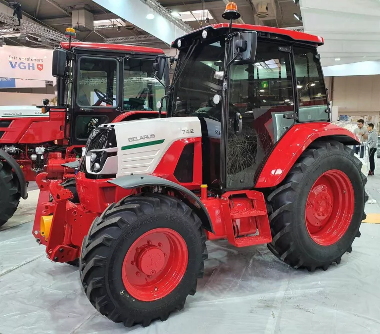 Una empresa de tractors "aterra" a Lleida per obrir mercat al sud d'Europa