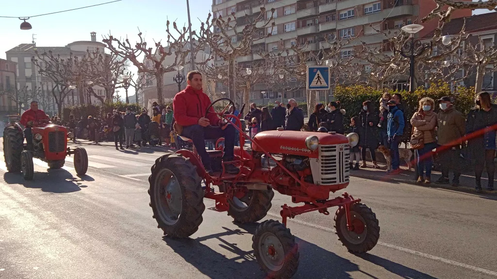 Tàrrega recupera amb èxit la tradició dels Tres Tombs
